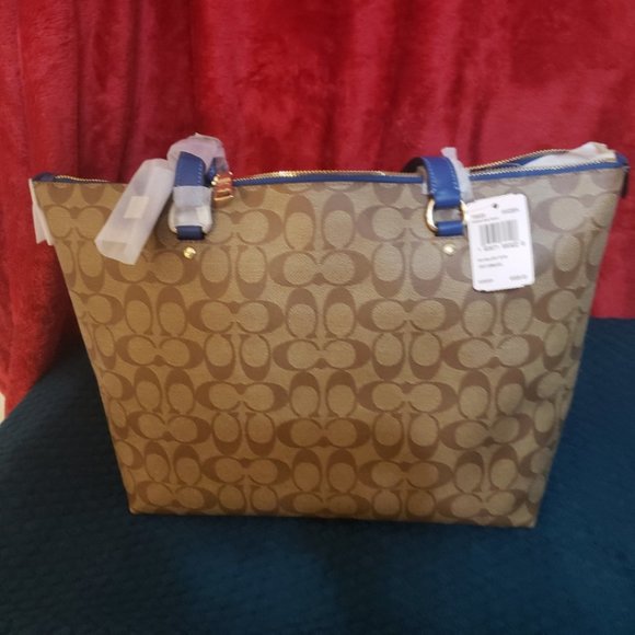 Coach Big Gallery Tote Bag - Picture 5 of 7